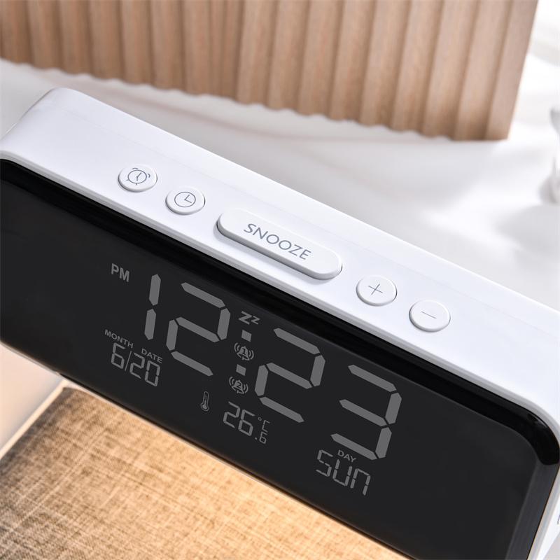 Creative 3 In 1 Bedside Lamp Wireless Charging LCD Screen Alarm Clock  Wireless Phone Charger 10