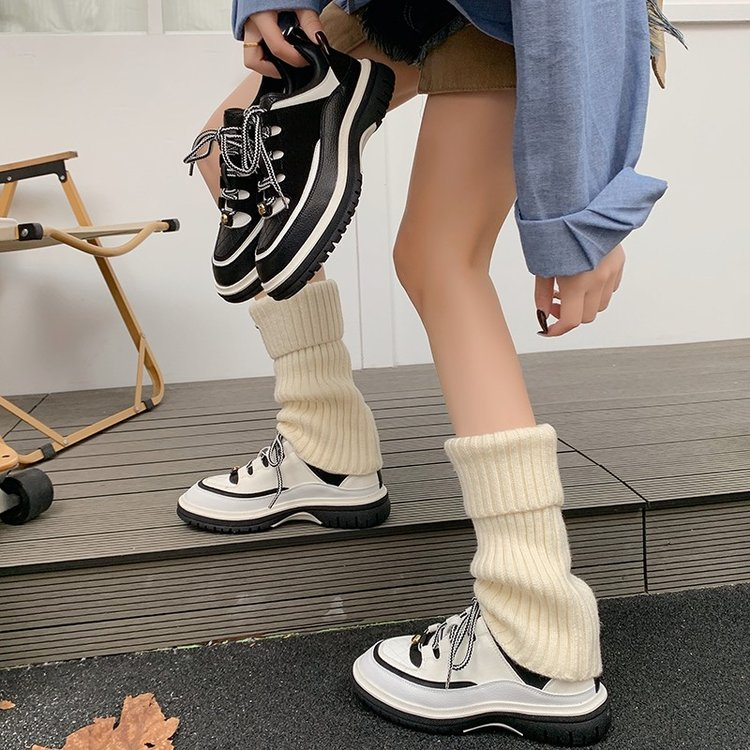 Noble Retro Black And White Color Block Sneakers For Women, 2026 Spring Autumn New Lace-up Soft Sole Comfortable Versatile Casual Board Shoes 3