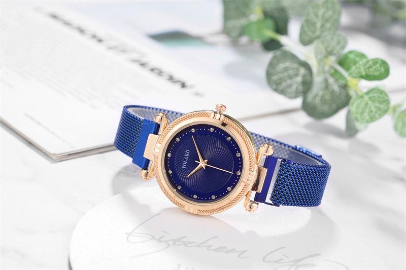 Fashion Diamond Women's Lazy Magnet Wrist Watch 10
