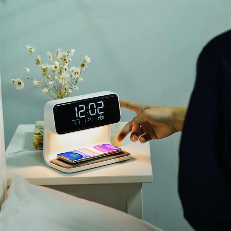 Creative 3 In 1 Bedside Lamp Wireless Charging LCD Screen Alarm Clock  Wireless Phone Charger 3
