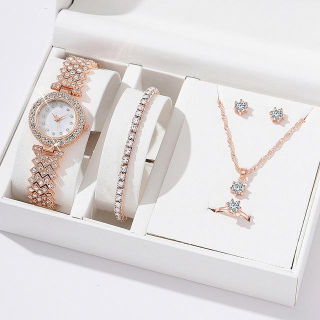Diamond Women Watches Luxury Fashion Rhinestone Quartz Bracelet Wrist Watch For Women 9