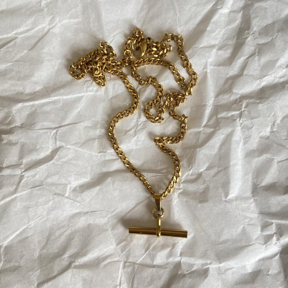 Fashion Simple Style T-shaped Pendant Titanium Steel 18K Gold Plating Basic Chain Necklace 4