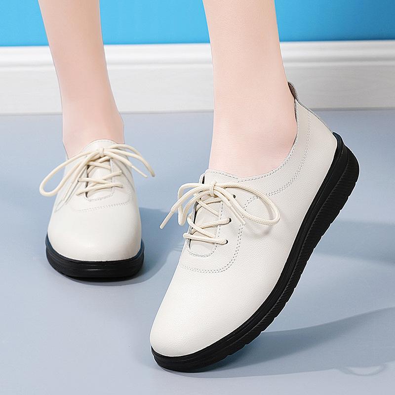 Black Soft Soled Commuter Shoes For Women 5