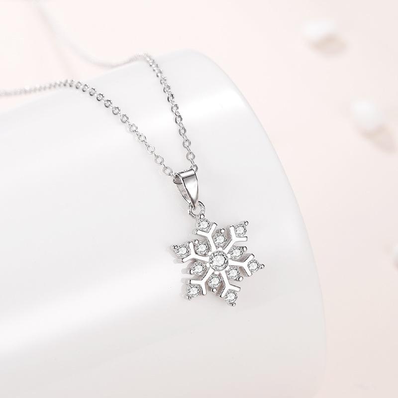 Fashion Sterling Silver Snowflake Flash Diamond Clavicle Chain
