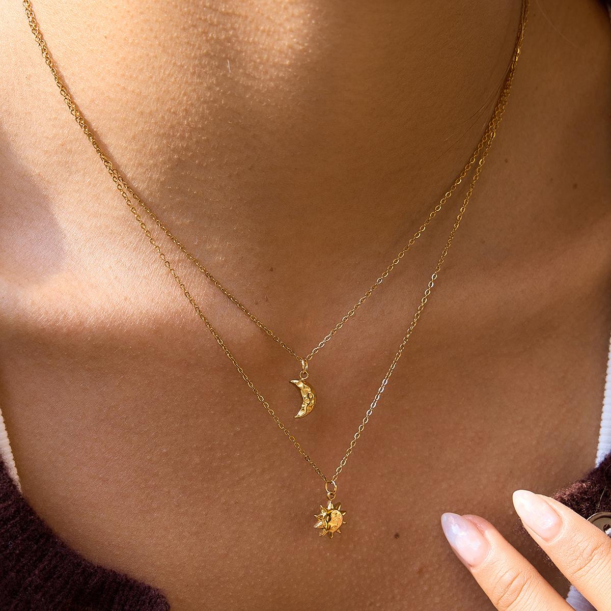 Stainless Steel 18K Gold Sun And Moon Pendant Necklace Double-layered Clavicle Chain