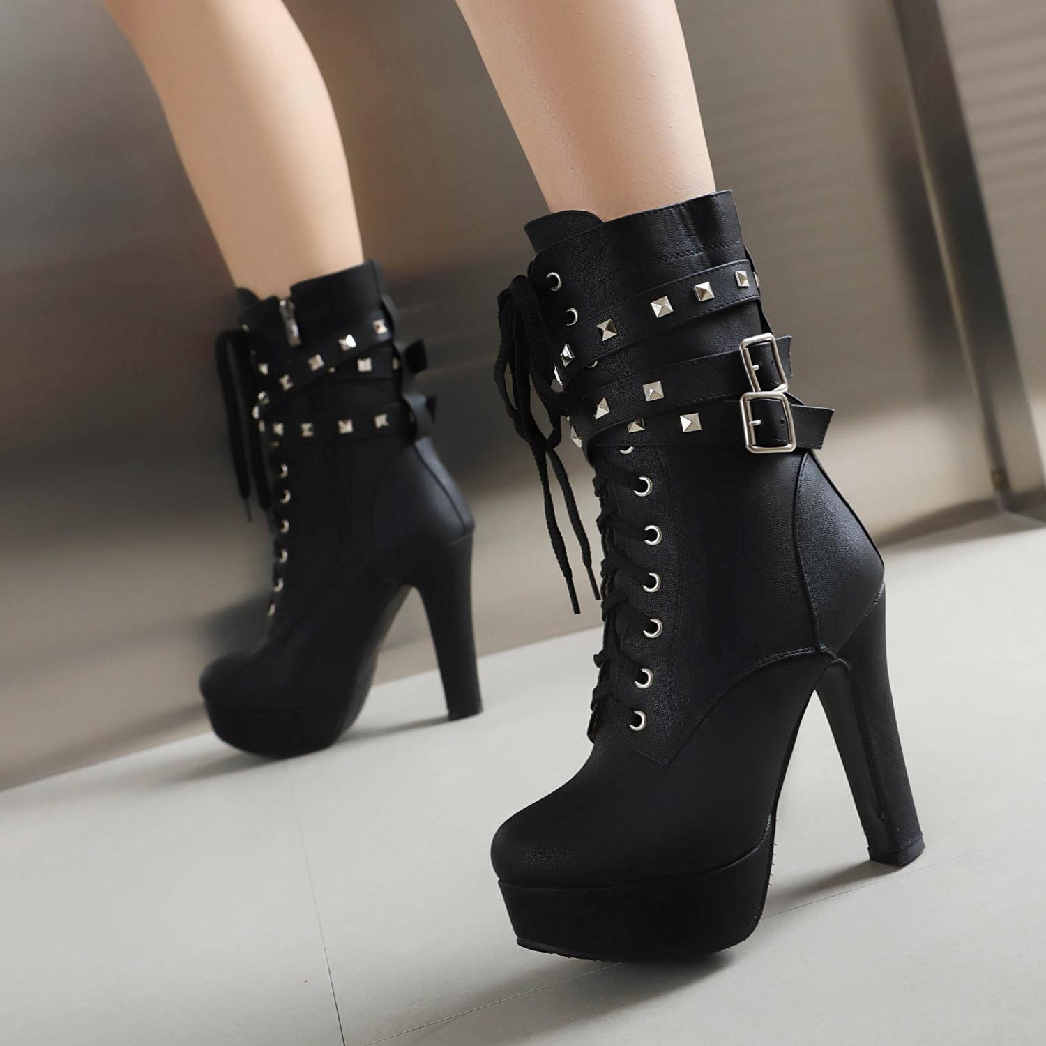 Thick-heeled Rivet Tie Plus Size Martin Boots