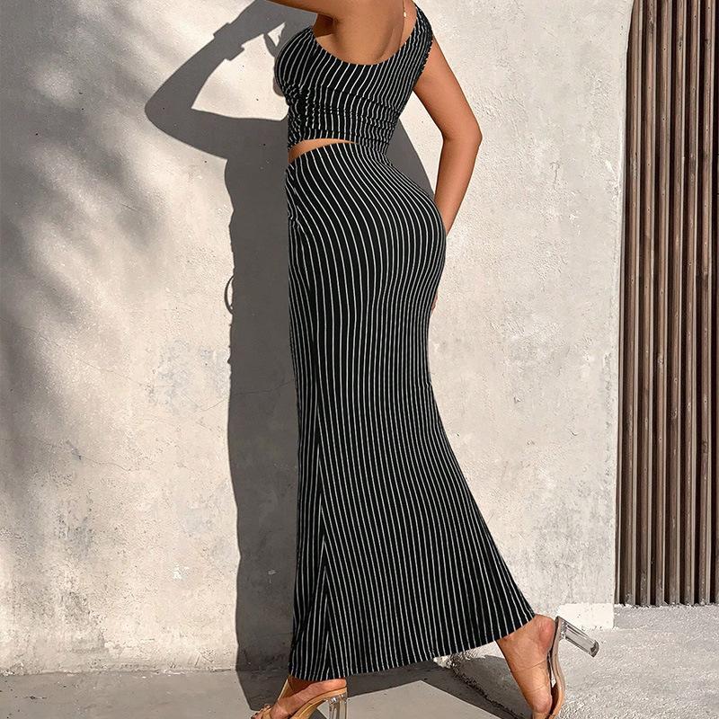 Sleeveless Vest Top And Slim-fit Two-piece Skirt Set