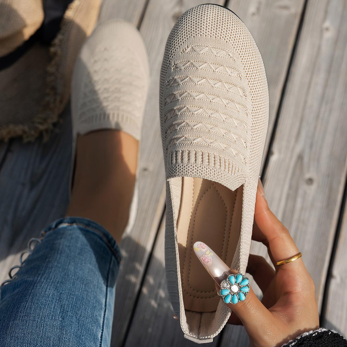 Plus-size Breathable Low-cut Knit Shoes For Women